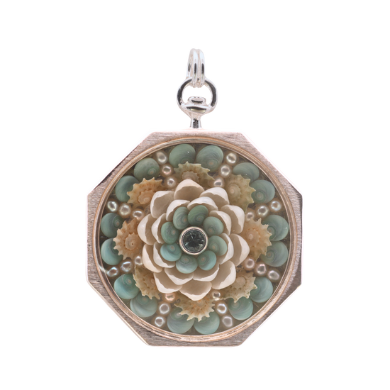 Glittering Sea Sailor's Valentine